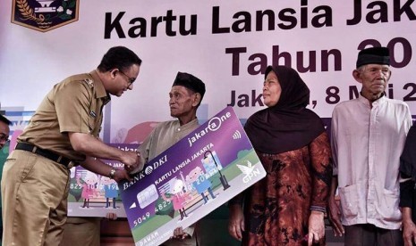 Gubernur Provinsi DKI Jakarta, Anies Baswedan saat peluncuran Kartu Lansia Jakarta, di wilayah Jakarta Pusat, beberapa waktu lalu