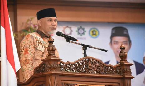 Gubernur Sumatera Barat Mahyeldi. Gubernur Sumatra Barat Mahyeldi menyebut pihaknya akan mematuhi instruksi pemerintah pusat terkait larangan mudik lebaran Idul Fitri tahun ini. Menurut Mahyeldi, gubernur sebagai perpanjangan tangan pemerintah pusat di daerah harus ikut arahan.