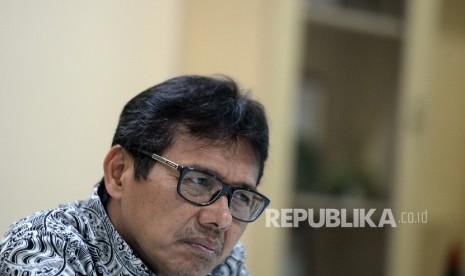  Gubernur Sumatra Barat Irwan Prayitno memberikan paparan saat silaturahim ke Kantor Republika, Jakarta, Kamis (16/2).