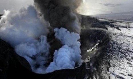 Kantor Meteorologi Islandia (IMO) para Rabu (3/8/2022) mengumumkan erupsi gunung berapi di dekat ibu kota Islandia, Reykjavik. Ilustrasi.