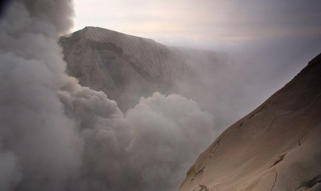 Gunung Dukono