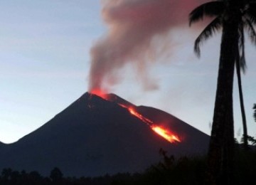 Gunung Lokon