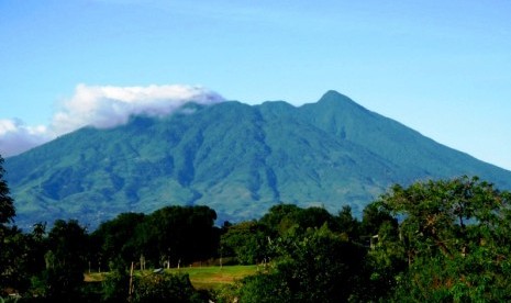 gunung salak