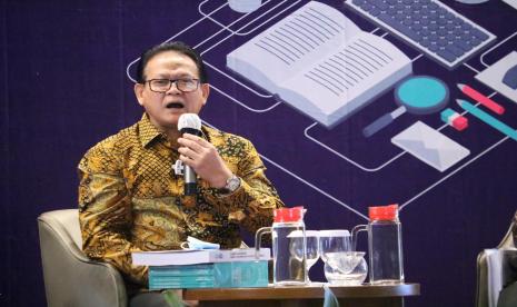 Guru Besar Fakultas Perikanan dan Ilmu Kelautan-IPB University, Prof Dr Ir Rokhmin Dahuri MS menjadi naras sumber Rakorpus BRSDM  Kementerian Kelautan dan Perikanan  (KKP), Selasa (4/8).