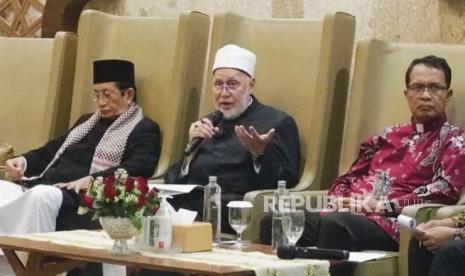 Guru besar hukum internasional Universitas Al-Azhar Mesir, Syekh Muhammad Abdusshomad Muhanna