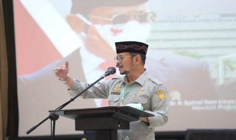  Guru Besar Institut Pertanian Bogor (IPB), Prof. Ahmad Firdaus mengapresiasi kinerja jajaran Kementerian Pertanian (Kementan) selama satu tahun terakhir. Menurut Prof Firdaus, Kementan dibawah pimpinan Syahrul Yasin Limpo mampu mengemban visi misi Presiden Jokowi, khususnya dalam pembangunan pertanian yang jauh lebih baik.