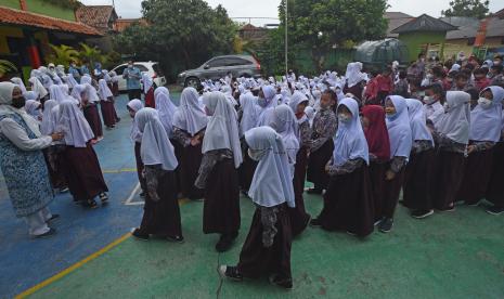 Daya Tampung SMA/ SMK Jatim Terbatas (ilustrasi).