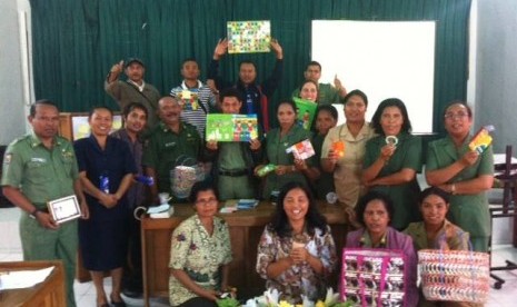 Guru sekolah di Bajawa, Flores yang mendapat pelatihan dari Yayasan Happy Green World. 