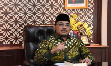 Wakil Ketua MPR RI Jazilul Fawaid mengimbau masyarakat untuk tidak membuat kerumunan-kerumunan acara menyambut pergantian tahun malam ini karena justru berpotensi menularkan penyebaran Covid-19.