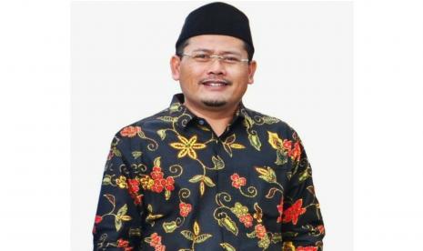 H. Akomadhien Shofa, Ketua Umum Forum Komunikasi Kiai-Kiai Muda (FSKM) se-Jateng.