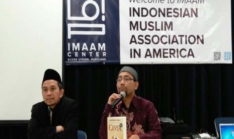 Habiburrahman El Shirazy tamil dalam bedah novel 