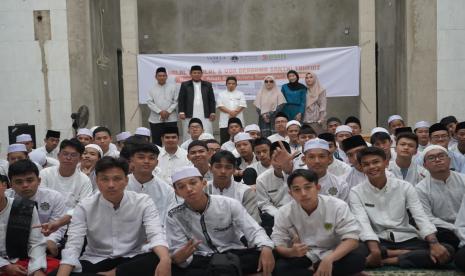 Halal Bihalal BMH dan santri Pesantren Hidayatullah Depok