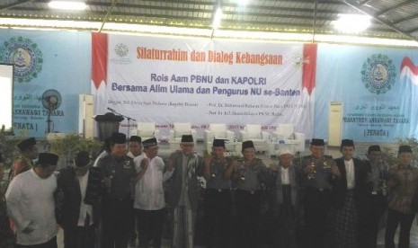 Halaqah Ulama NU se-Banten bersama Kapolri Tito Karnavian di Pesantren Annawawiyah, Tanara Banten, Rabu (8/7)