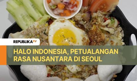 Halo Indonesia menyajikan menu masakan nusantara, mulai dari nasi goreng, ayam geprek, bakso, sate, rendang, hingga pempek.