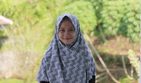 Hanifah Zahra Nasyafira, ketua OSIS yang juga penghafal Alquran 30 juz, lolos seleksi masuk IPB.