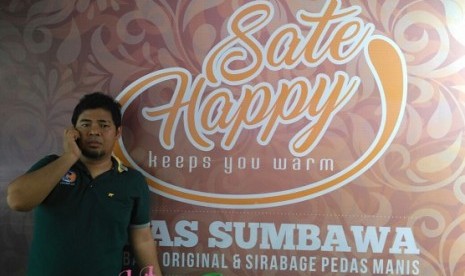 Happy Akbar, pemilik Sate Happy khas Sumbawa 