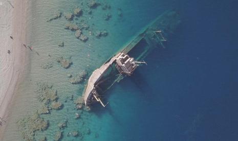 Haql adalah kota di pesisir Arab Saudi yang terkenal dengan legenda Titanicnya