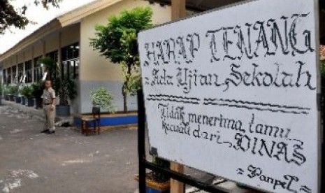 Harap tenang, ada ujian sekolah!