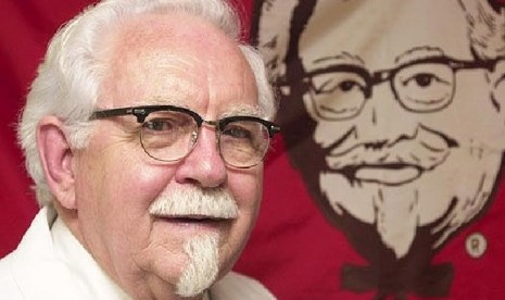 Harlan Sanders yang biasa dipanggil Kolonel Sanders menjadi ikon KFC