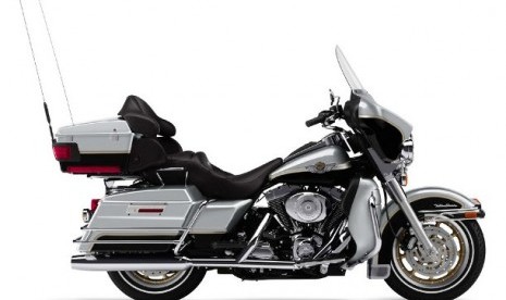 Harley Davidson tipe ultra classic glide (ilustrasi)