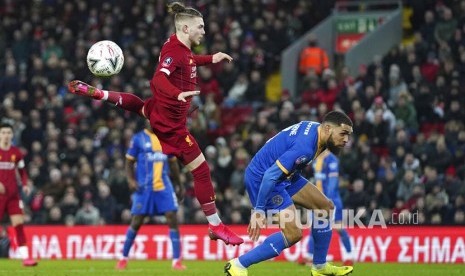 Pemain Liverpool Harvey Elliott (kiri).