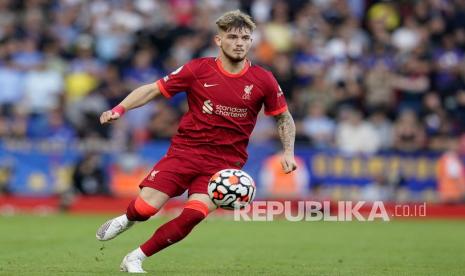 Harvey Elliott menyumbang satu gol saat Liverpool mengalahkan Cardiff City 3-1 di Piala FA.