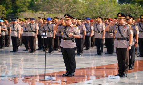 Hasil survei Indikator Politik menyatakan tingkat kepercayaan publik terhadap Polri mencapai 76,4 persen pada Juni 2023. Tingkat kepercayaan ini merupakan yang tertinggi sejak periode yang sama tahun lalu, sebelum kasus Ferdy Sambo muncul ke publik.