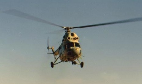 Helikopter serbaguna ringan Mi-2 Hoplite.