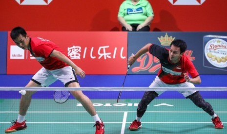 Hendra Setiawan (kiri) dan Mohammad Ahsan.