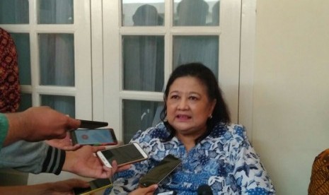  Hendrianti Saharah Nasution, putri sulung Jenderal AH Nasution di Museum Jenderal Nasution, Jalan Teuku Umar, Menteng, Jakarta Pusat, Sabtu (30/9).