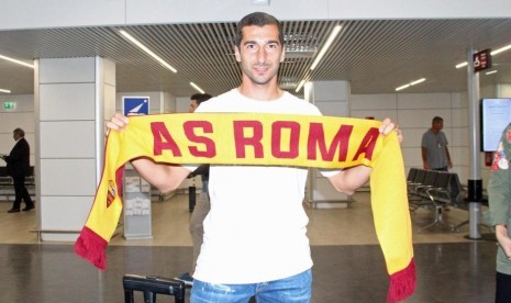 Henrikh Mkhitaryan memperpanjang kontrak dengan AS Roma.