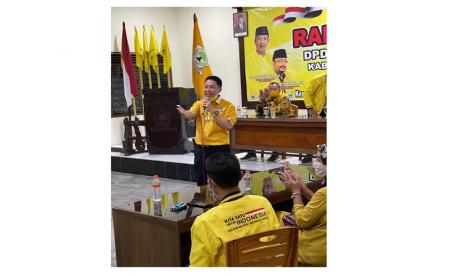 Henry Indraguna. Plt Ketua LKI (Lembaga Komunikasi dan Informasi) DPP Partai Golkar Henry Indraguna mengatakan, dugaan kasus tindak pidana korupsi yang mendera koleganya yakni Wakil Ketua DPR RI, Azis Syamsuddin terkait suap kepada salah satu penyidik Komisi Pemberantasan Korupsi (KPK) harus tetap menjunjung tinggi asas praduga tidak bersalah (presumption of innocence).