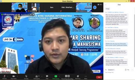 Himpunan Mahasiswa Sistem Informasi Akuntansi (HIMASA) Universitas BSI (Bina Sarana Informatika) kampus Solo menggelar webinar yang bertajuk “Pengalaman Menjadi Seorang Programmer” secara daring melalui aplikasi Zoom, Sabtu (10/4).