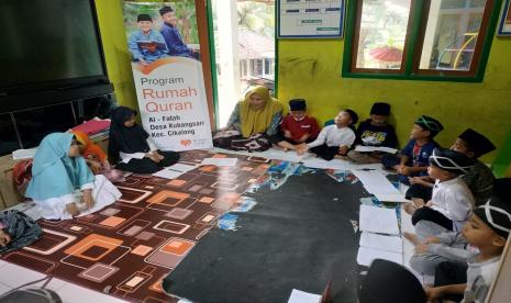 Hingga saat ini, aktivitas belajar mengajar di Rumah Quran Alfatah Desa Berdaya Kubangsari, kabupaten Tasikmalaya masih tetap berjalan dengan lancar. Banyak sekali pembelajaran yang diberikan di Rumah Quran binaan Rumah Zakat ini.