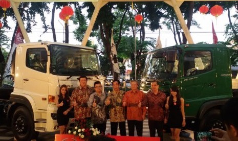 Hino meluncurkan HINO500 Series New Generation Ranger di Surabaya.