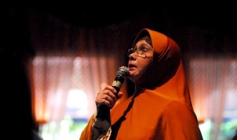 Irena Handono, Temukan Islam Saat Jalani Pendidikan Biarawati 