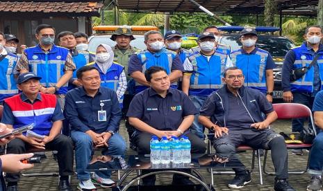  Holding Perkebunan Nusantara bersama sejumlah perusahaan milik negara yang tergabung dalam Satuan Tugas (Satgas) Bencana BUMN, bersinergi membantu korban bencana gempa bumi berkekuatan 5,6 magnitudo yang mengguncang Cianjur, Jawa Barat, pada akhir November tahun lalu. Kerja bersama tersebut merupakan tindaklanjut dari arahan Menteri BUMN Erick Thohir terkait tanggap darurat bencana yang menelan ratusan korban meninggal dunia dan ribuan pengungsi. 