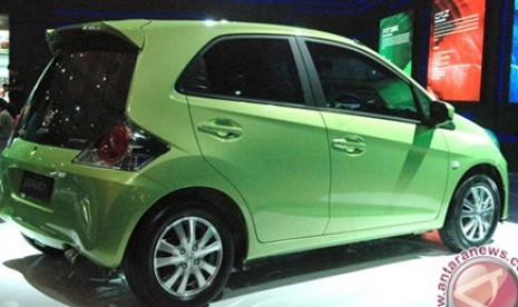 Honda Brio.