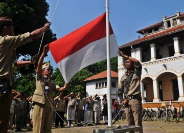 Hormat bendera Merah Putih pada sebuah upacara