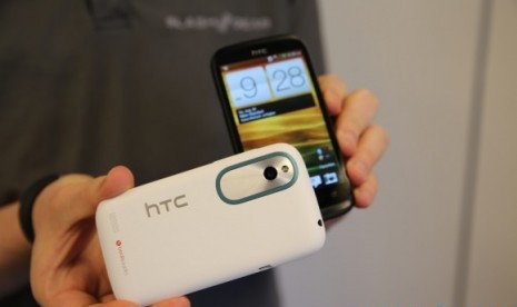 HTC Desire X