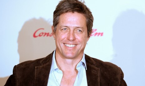 Hugh Grant mendukung Megxit mengingat kejadian yang menimpa ibunda Harry, Putri Diana.