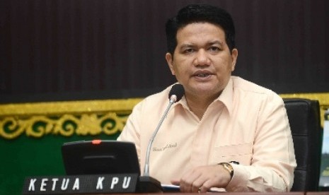 Husni Kamil Manik