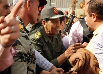 Hussein Tantawi di Tahrir Square