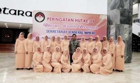 HUT Dharma Wanita Persatuan (DWP) ke-19, Rabu (19/12).