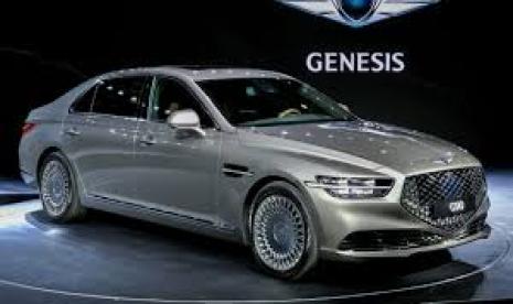 Hyundai Genesis G90 facelift.