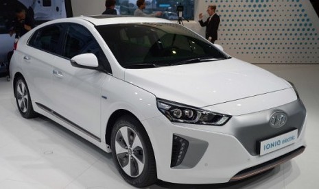 Hyundai Ioniq EV.