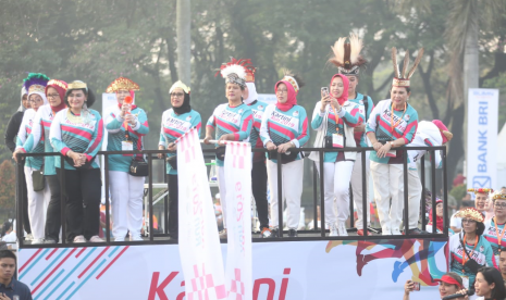 Ibu Negara Iriana Joko Widodo dan Ibu Mufidah Jusuf Kalla melepas Kartini Run 2019, di Kawasan Silang Monas, Jakarta Pusat, Minggu (7/4) pagi. Turut serta mendampingi para istri Menteri yang tergabung dalam Organisasi Aksi Solidaritas Era Kabinet Kerja (OASE Kabinet Kerja), termasuk hadir istri Menpora Shobibah Rohmah yang juga sebagai Penasehat Dharma Wanita Kemenpora.