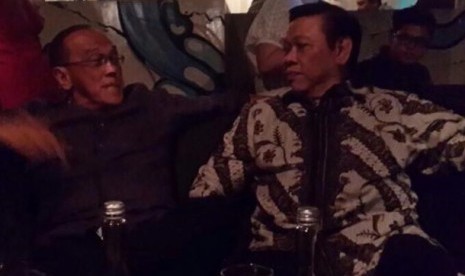 Ical bertemu dengan Agung Laksono