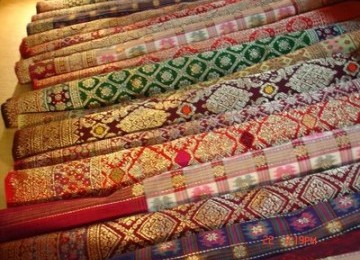 IFW features some traditional textile, including songket (illustration). 