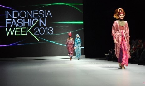 IFW tahun ini mengusung kampanye mencintai produk dalam negeri.